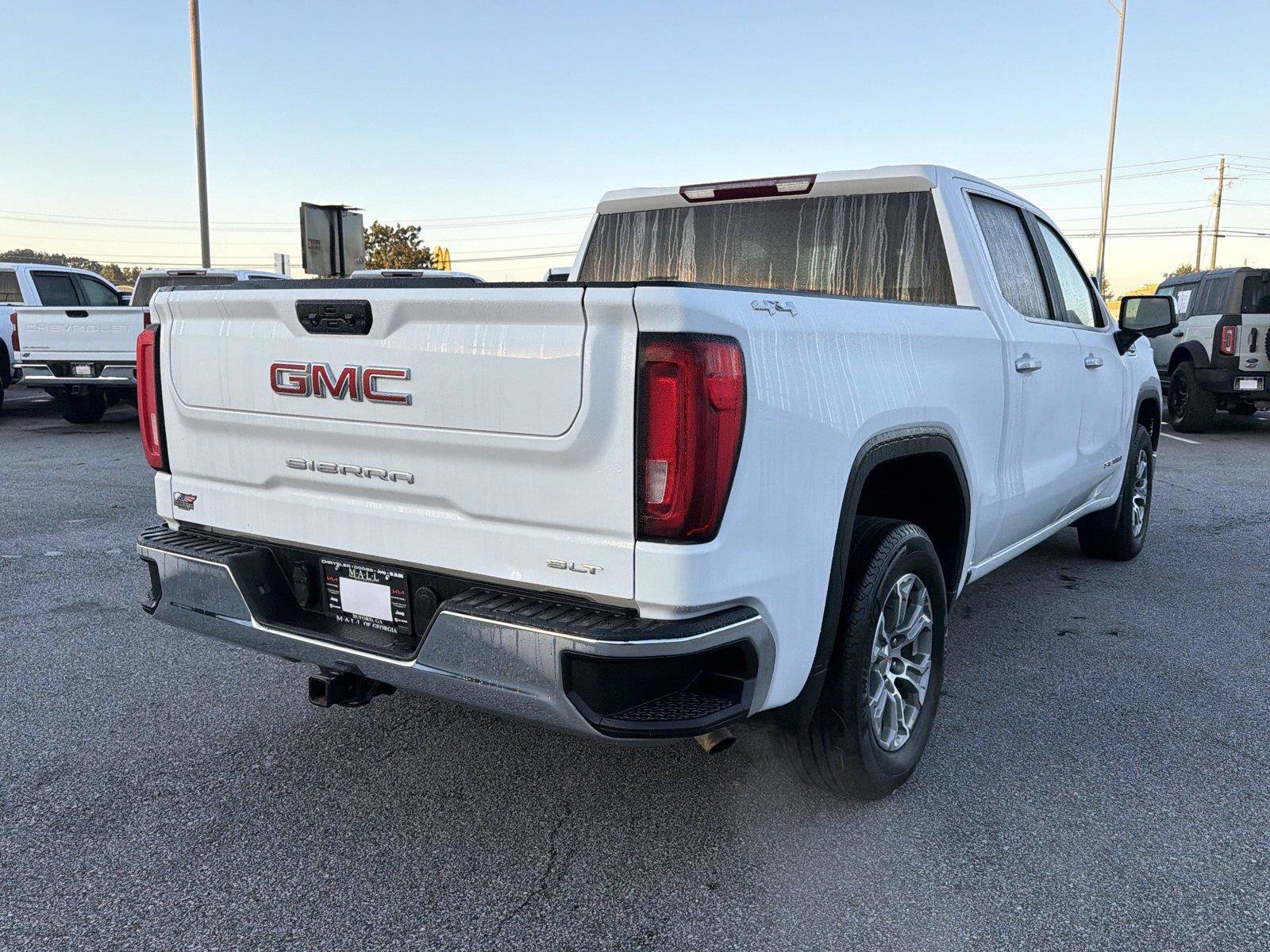 Used 2025 GMC Sierra 1500 SLT AWD/4WD image 4