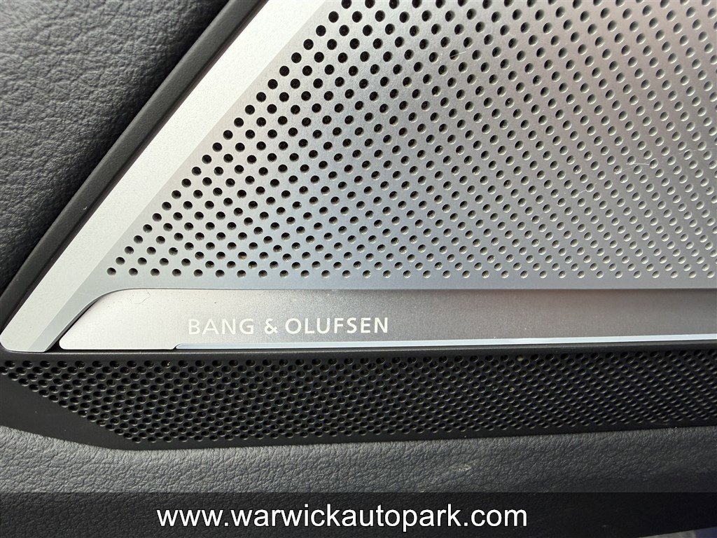 Used 2021 Audi RS 6 w/ Carbon Optic Package AWD/4WD image 10