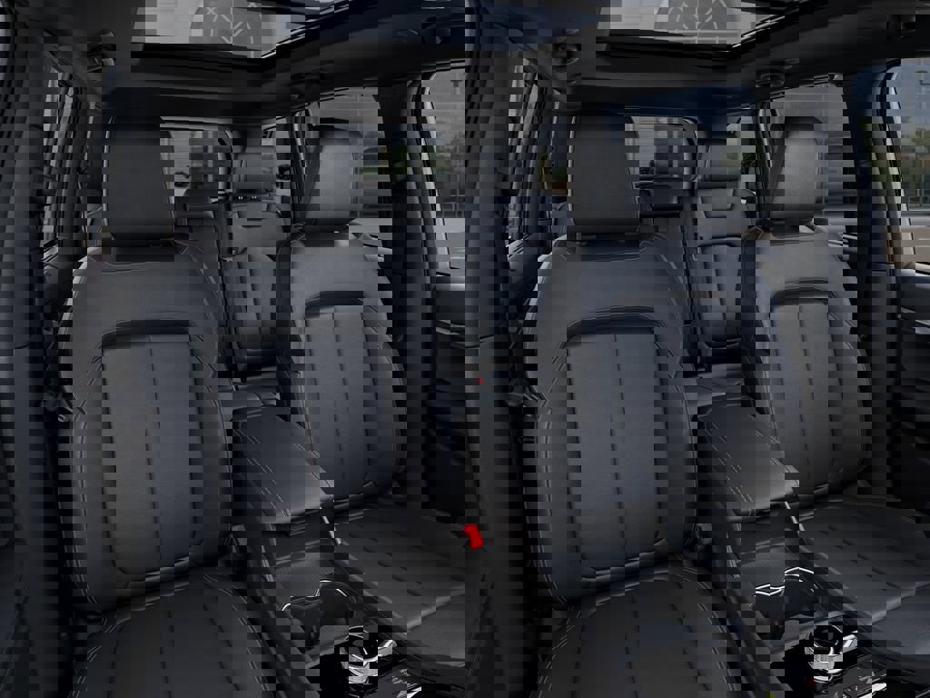 New 2026 Jeep Grand Cherokee Limited w/ Luxury Tech Group II image 17