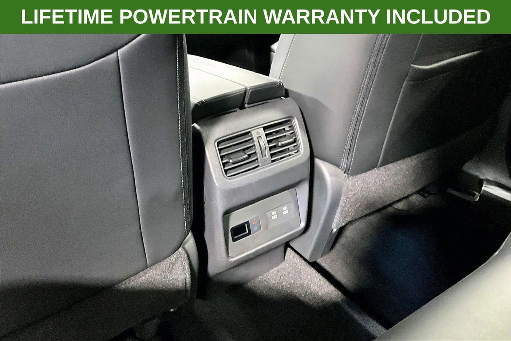 Used 2024 Nissan Rogue SL w/ SL Premium Package image 32