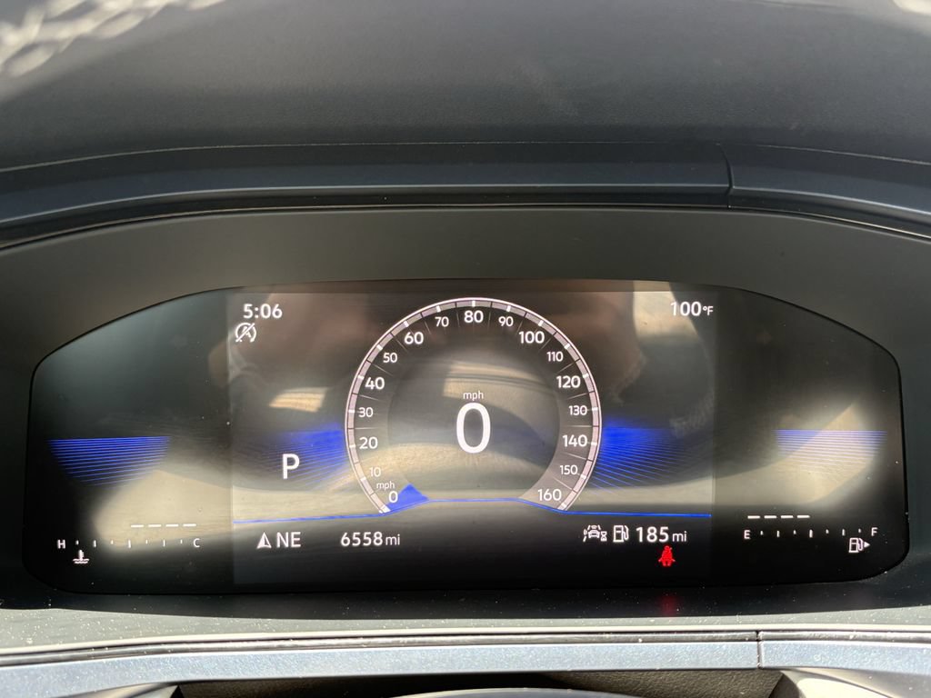 Used 2024 Volkswagen Taos SE FWD image 18