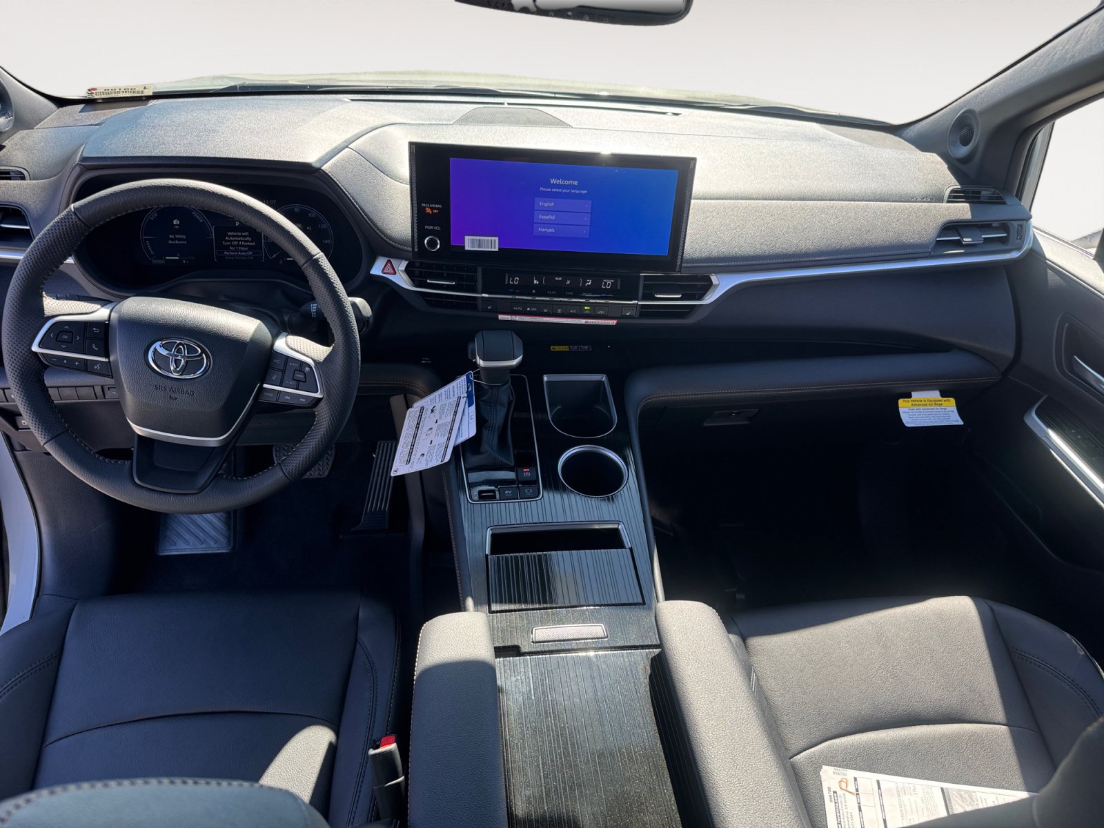 New 2026 Toyota Sienna XLE Woodland Edition AWD/4WD image 10