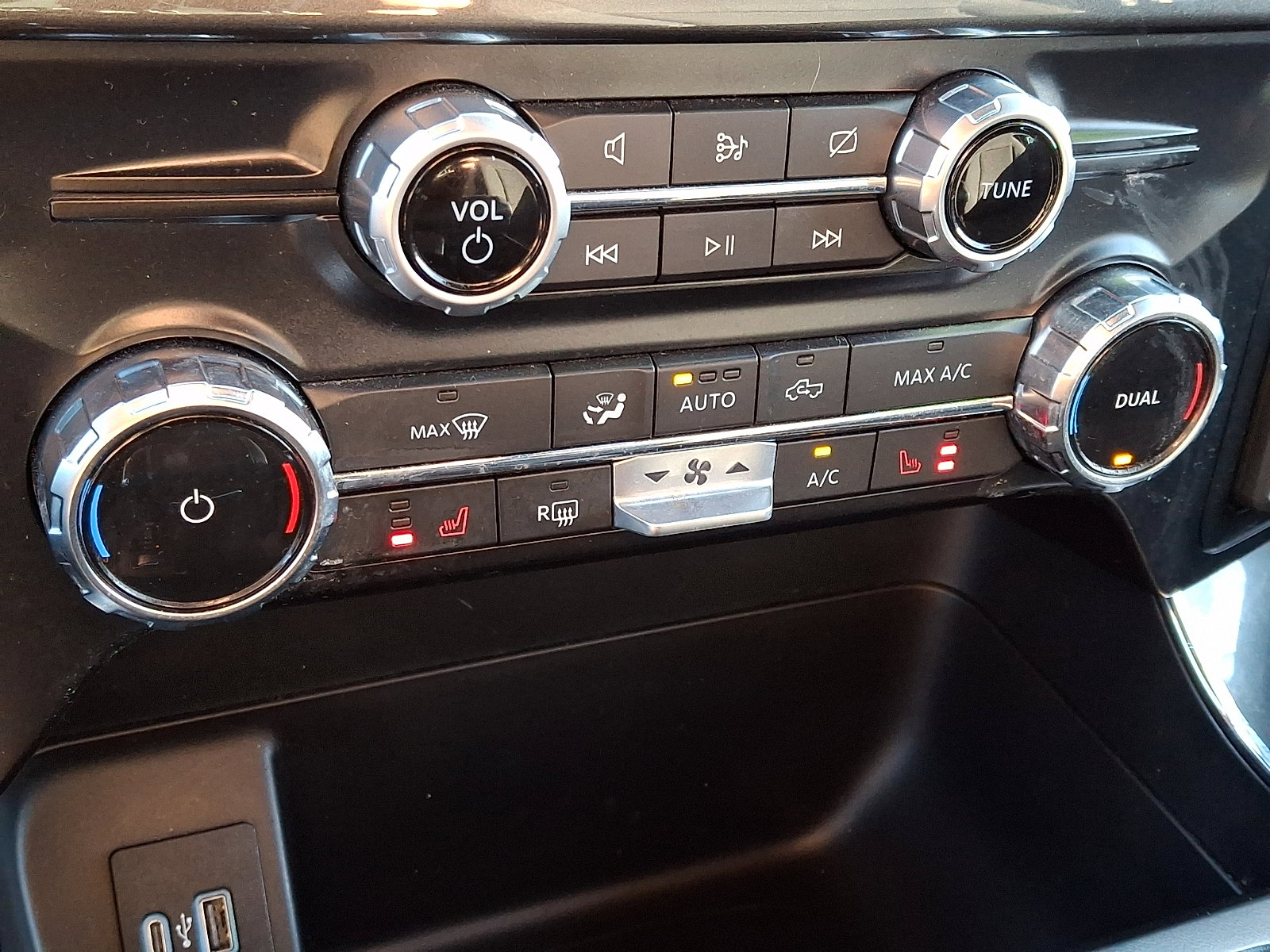 Certified 2022 Ford F150 XLT w/ Equipment Group 302A High image 15