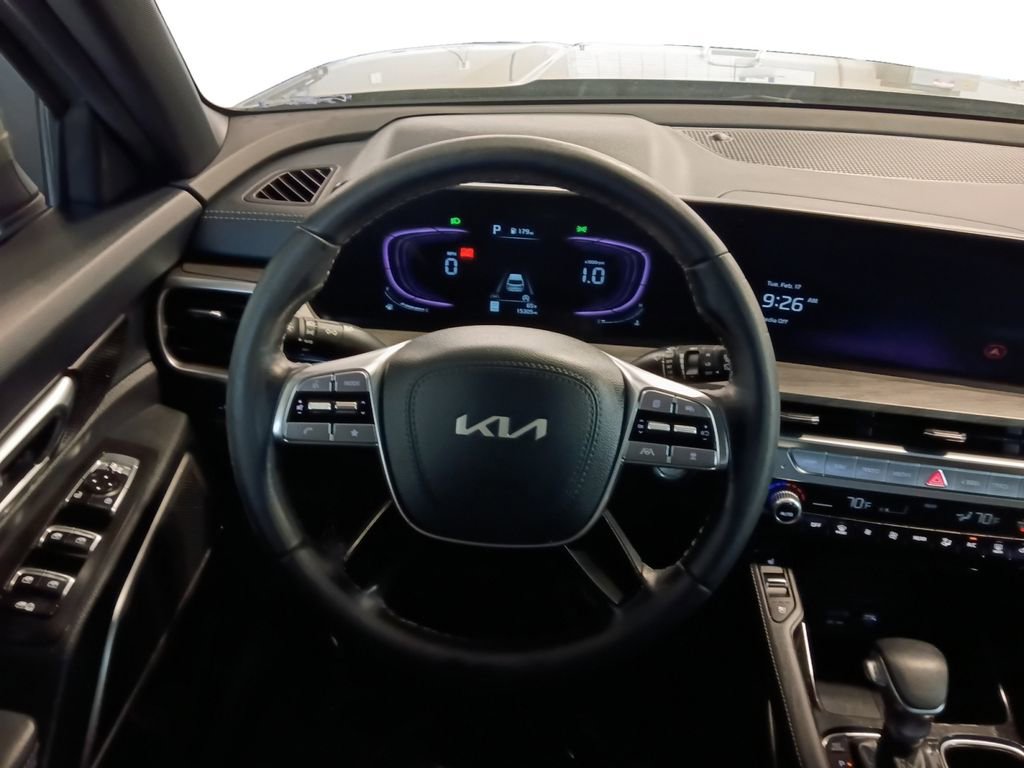 Used 2025 Kia Telluride AWD image 21
