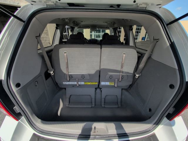 Used 2007 Hyundai Entourage GLS FWD image 17