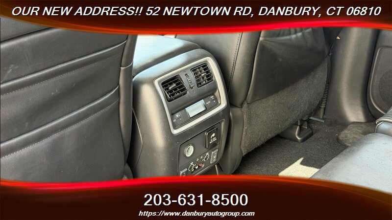 Used 2015 INFINITI QX60 Luxe w/ Deluxe Touring Package AWD/4WD image 29