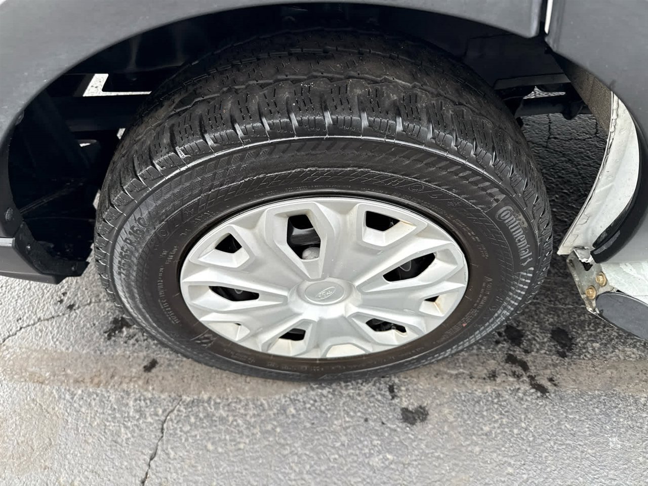 Used 2024 Ford Transit 250 w/ Exterior Upgrade Package image 11