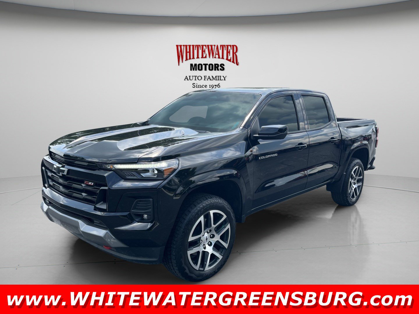 Used 2024 Chevrolet Colorado Z71 w/ Z71 Convenience Package 2 AWD/4WD image 1