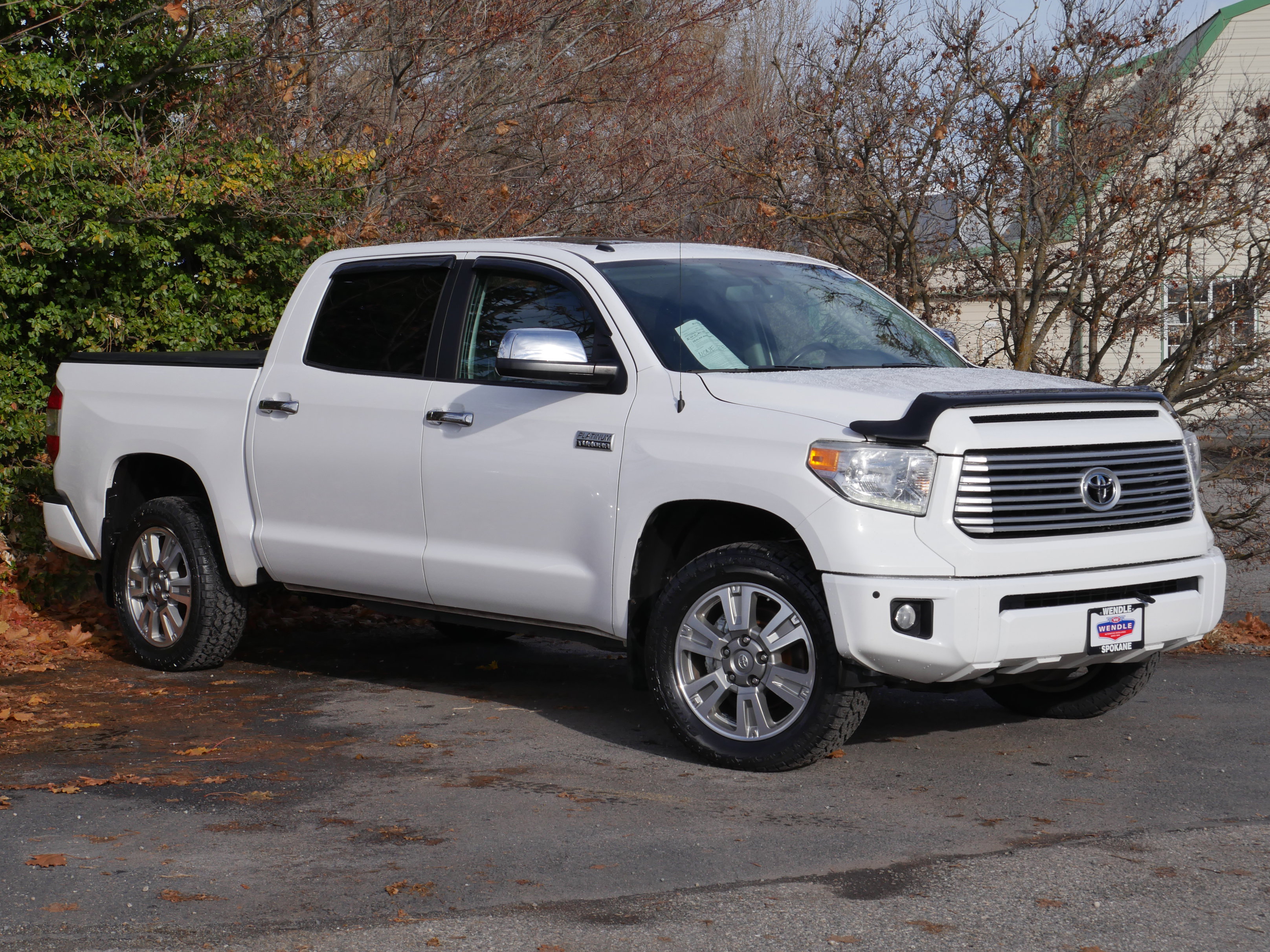 Used 2015 Toyota Tundra Platinum image 30