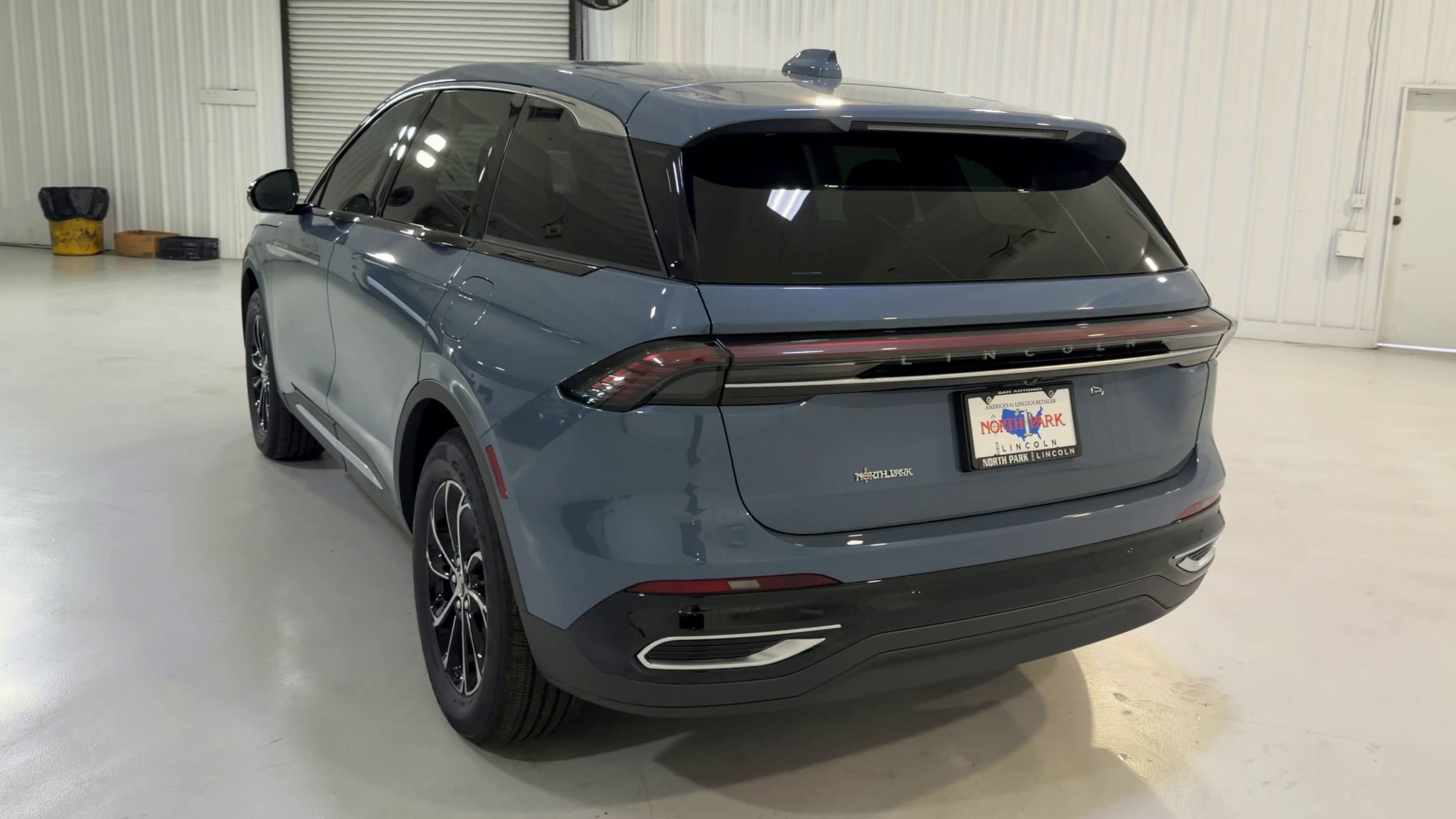 New 2026 Lincoln Nautilus Premier image 8