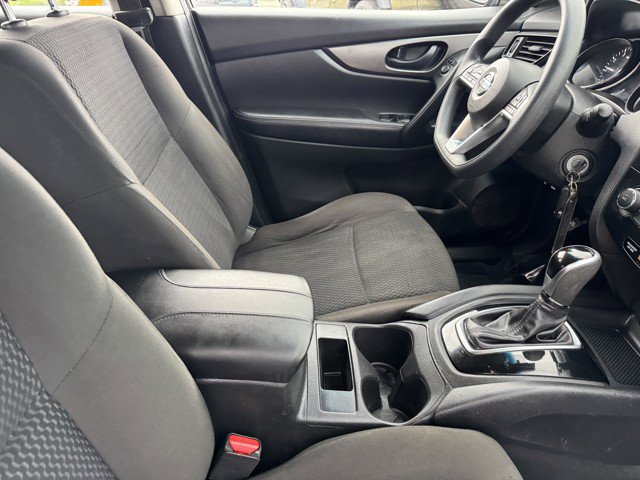 Used 2021 Nissan Rogue Sport S image 8