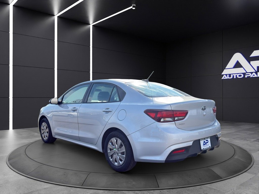 Used 2020 Kia Rio S image 4