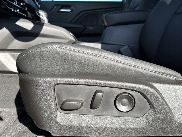 New 2026 GMC Canyon Elevation w/ Convenience Package image 12