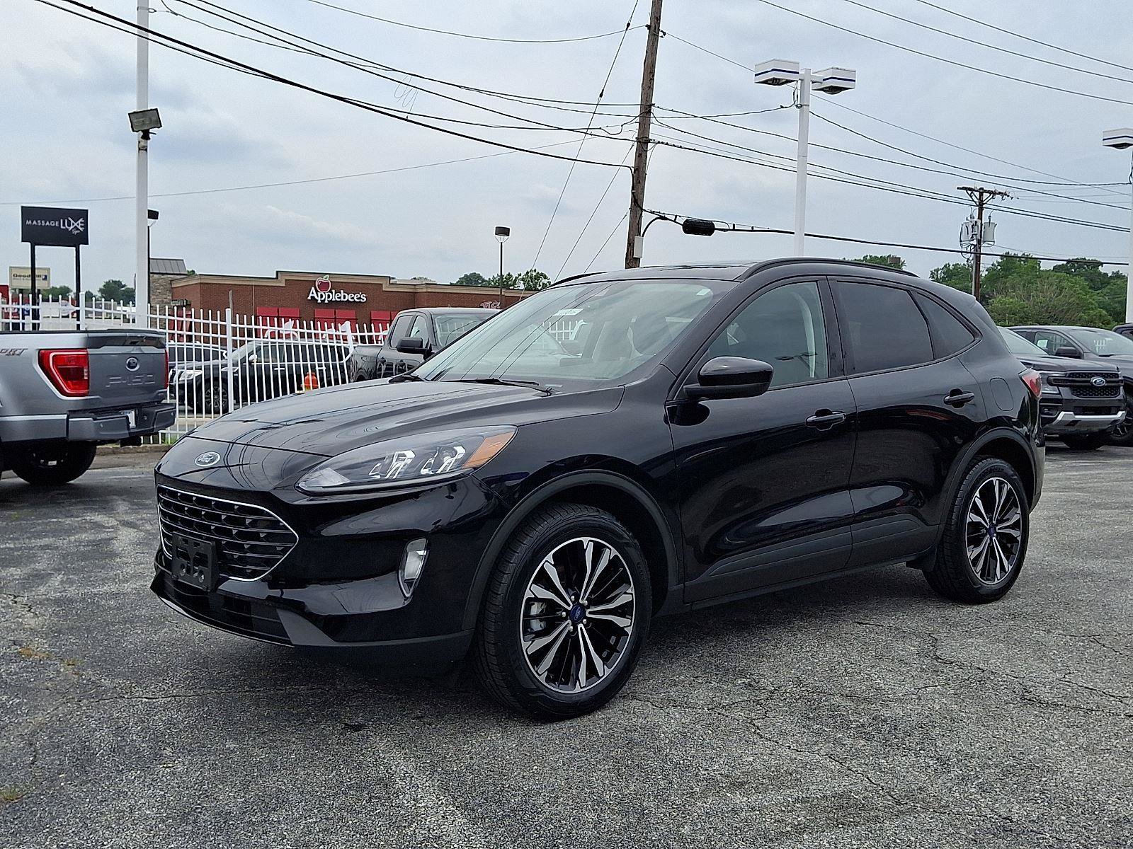 Certified 2022 Ford Escape SEL w/ SEL Stealth AWD Package image 4