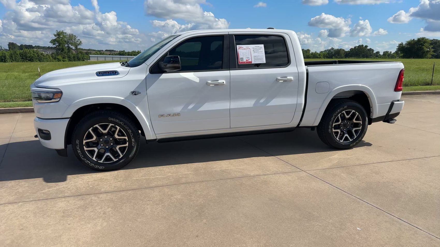 Used 2026 RAM 1500 Laramie w/ Laramie Southwest Edition AWD/4WD image 5
