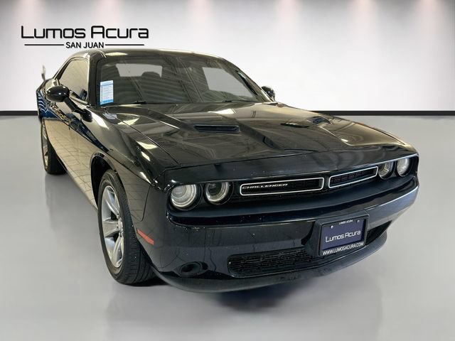 Used 2015 Dodge Challenger SXT RWD video 1