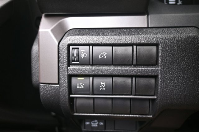 Used 2024 Toyota Tacoma SR5 w/ SR5 Upgrade Package RWD image 18