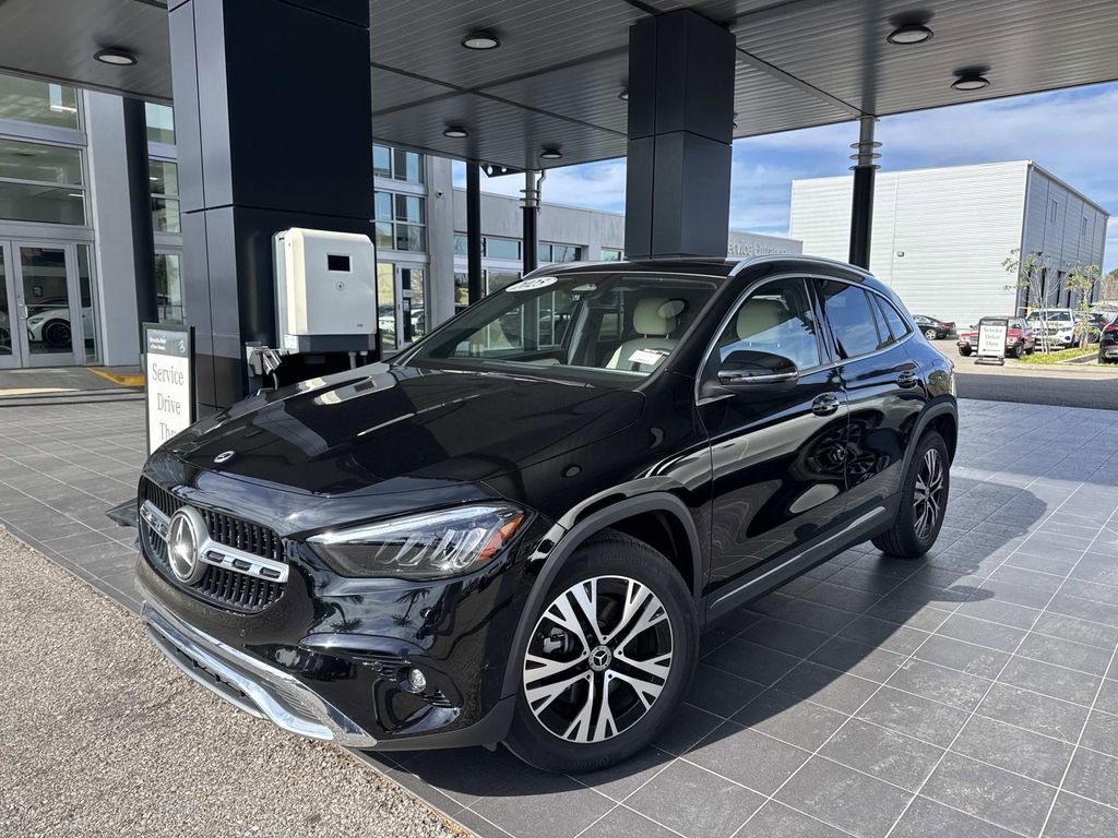 Used 2025 Mercedes-Benz GLA 250 image 3