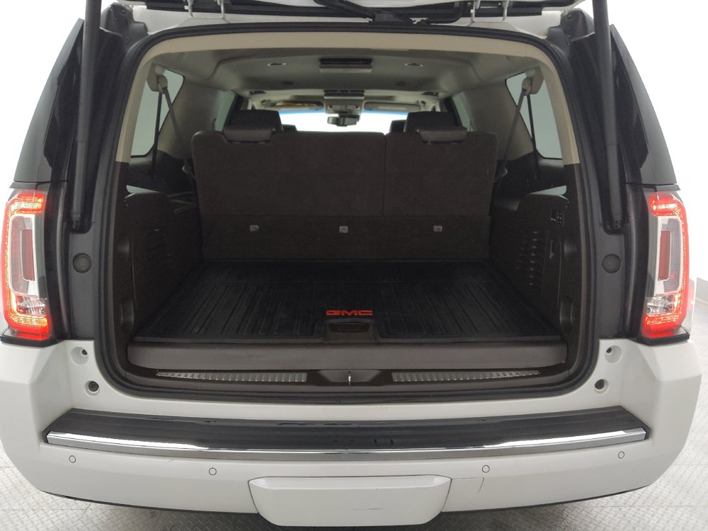 Used 2017 GMC Yukon XL Denali w/ Open Road Package AWD/4WD image 29