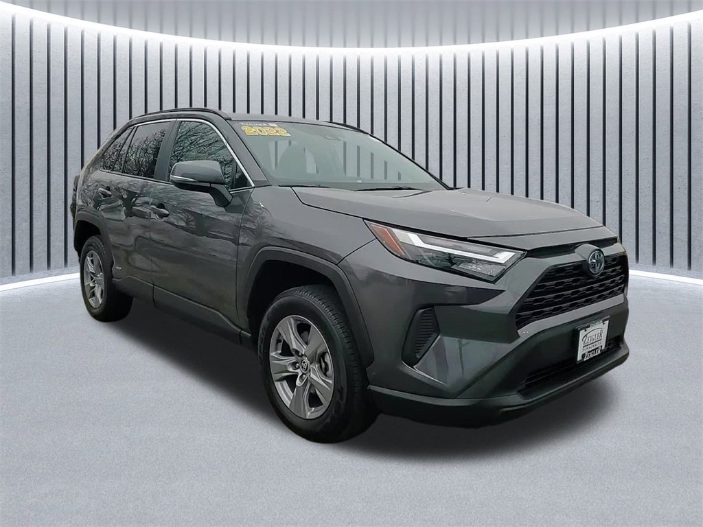 Used 2022 Toyota RAV4 XLE