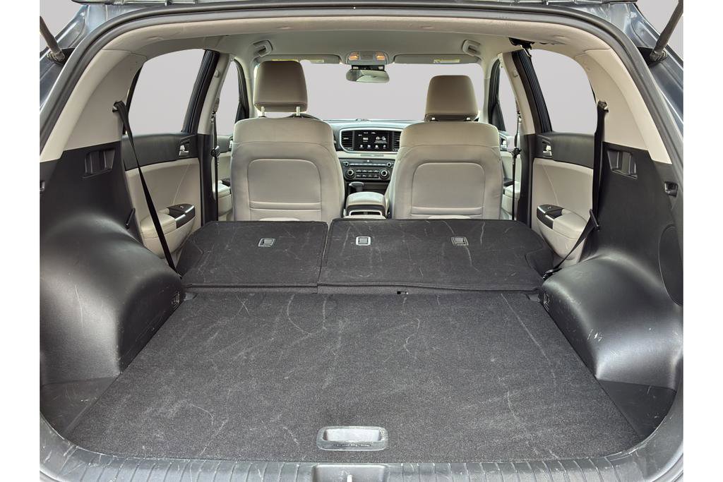 Used 2020 Kia Sportage LX FWD image 9