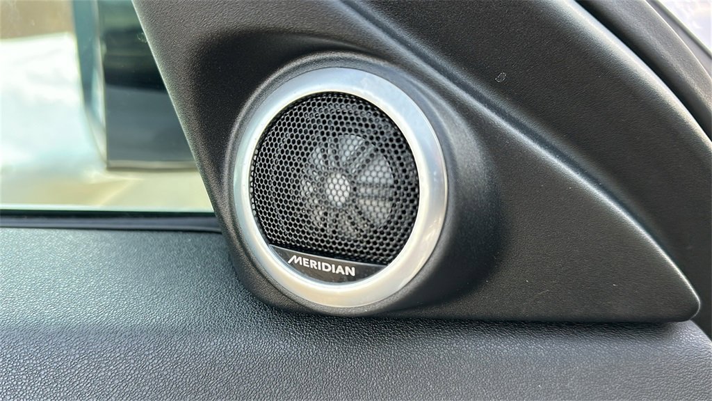 Used 2024 Land Rover Range Rover Evoque S image 19