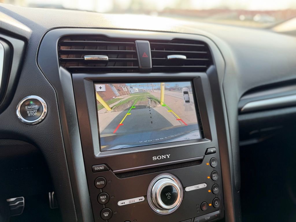 Used 2018 Ford Fusion Titanium AWD/4WD image 22