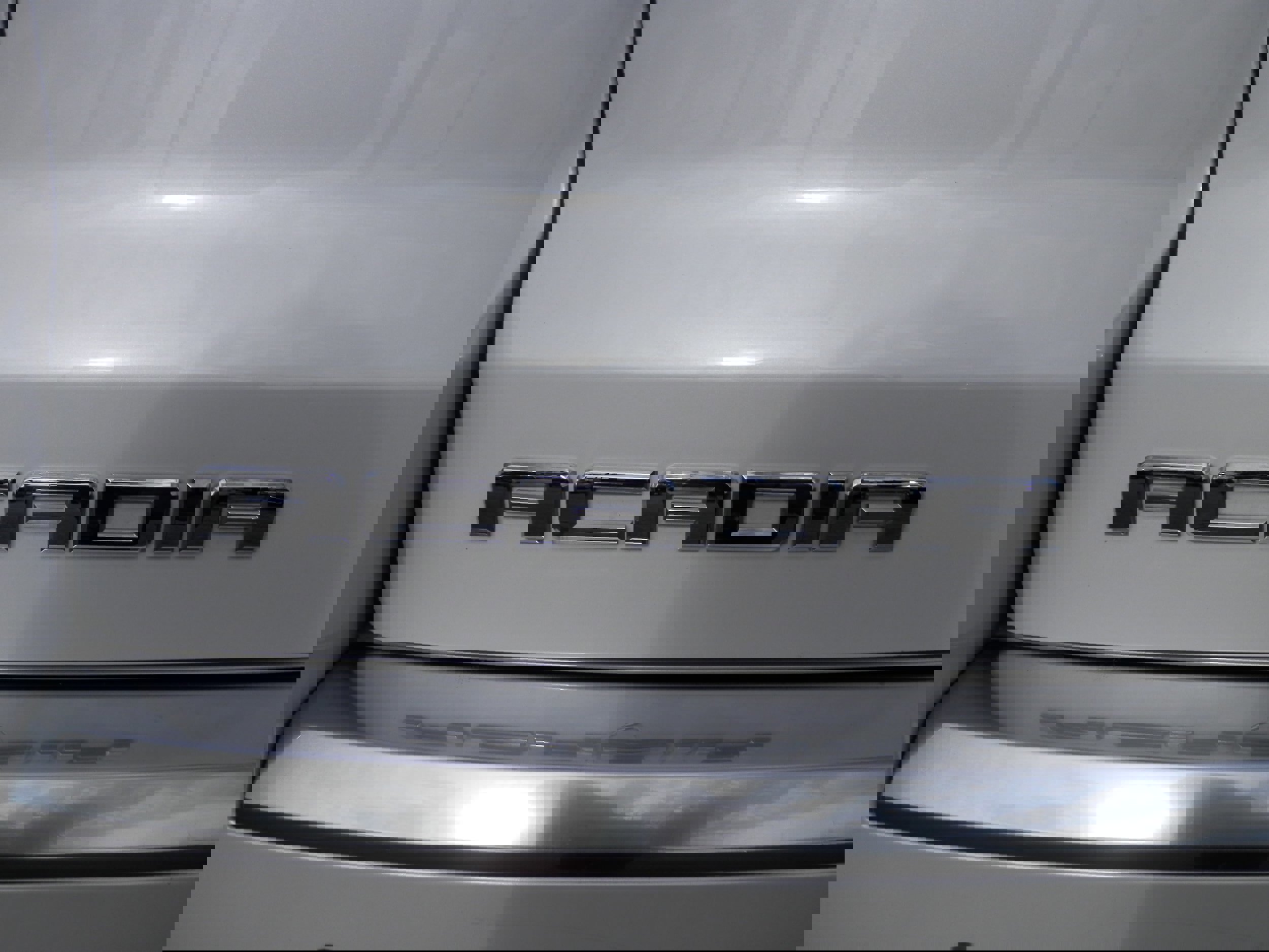 Used 2016 GMC Acadia Denali image 9