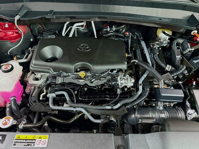 Used 2024 Toyota Grand Highlander XLE image 31