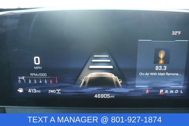 Used 2025 Chevrolet Traverse LT image 24