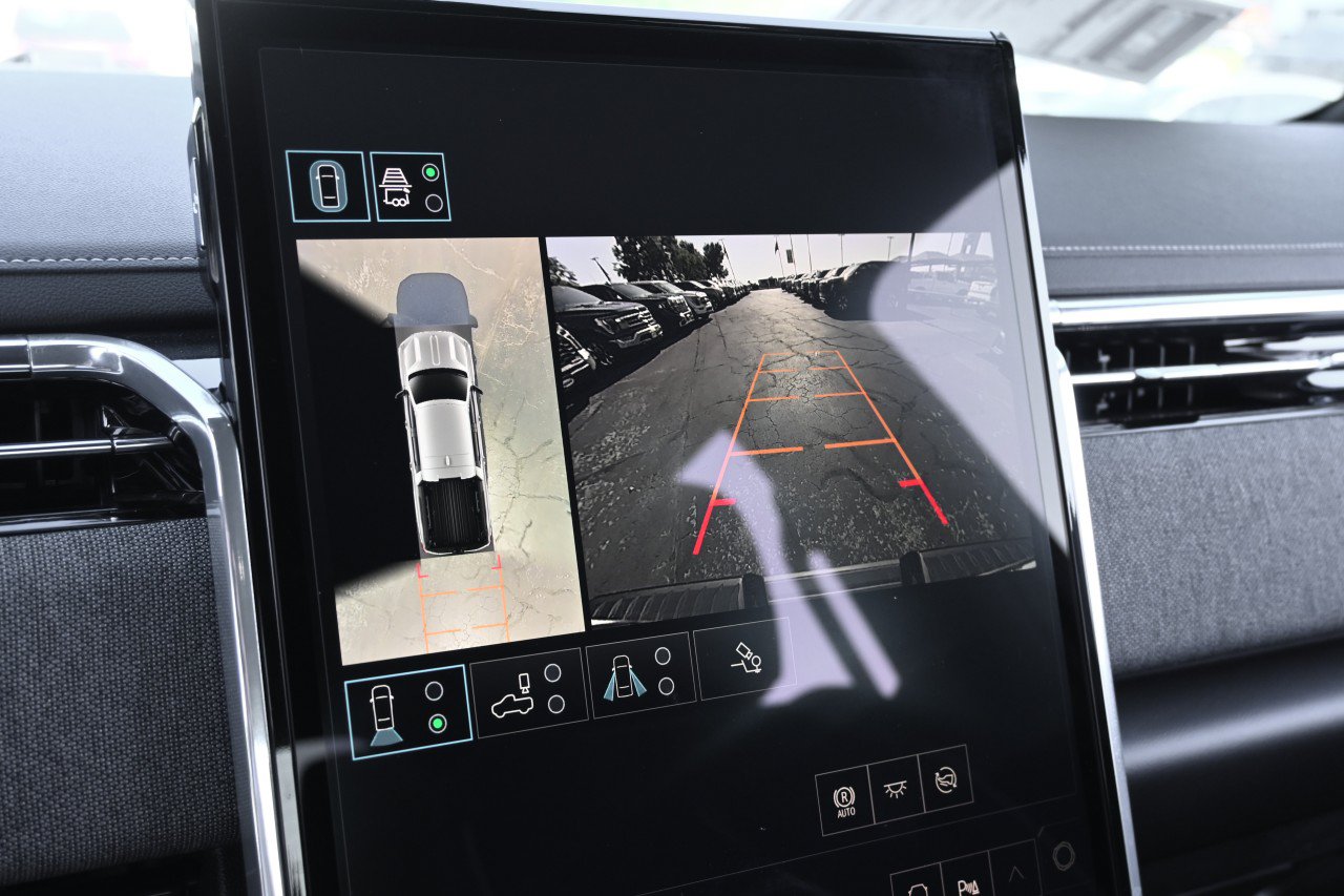 New 2026 GMC Sierra EV Elevation AWD/4WD image 13