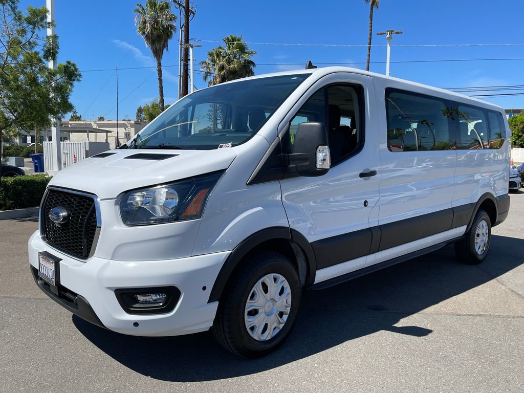 Used 2025 Ford Transit 350 XLT RWD image 7