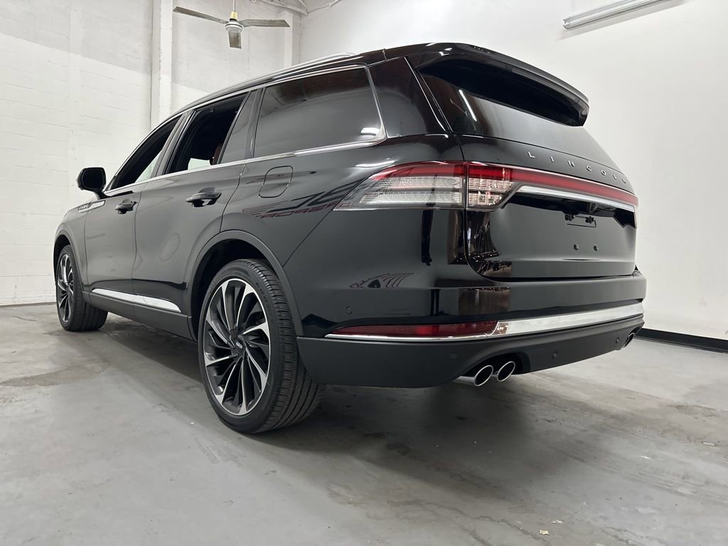 Used 2022 Lincoln Aviator Reserve w/ Equipment Group 201A image 13