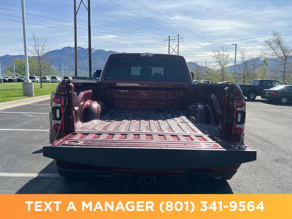 Used 2021 RAM 3500 Big Horn w/ Night Edition image 9