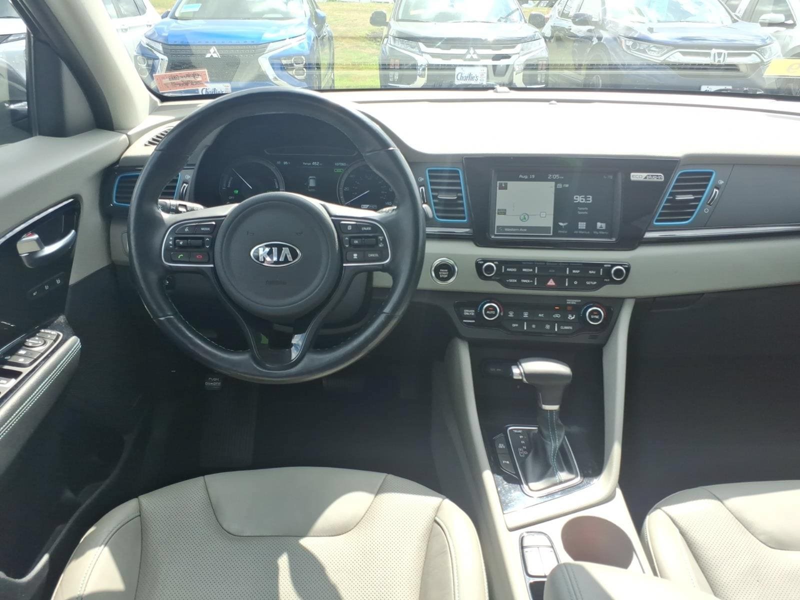 Used 2019 Kia Niro EX Premium FWD image 9