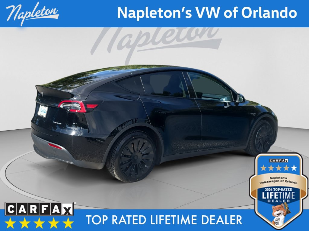 Used 2024 Tesla Model Y Long Range AWD/4WD image 6