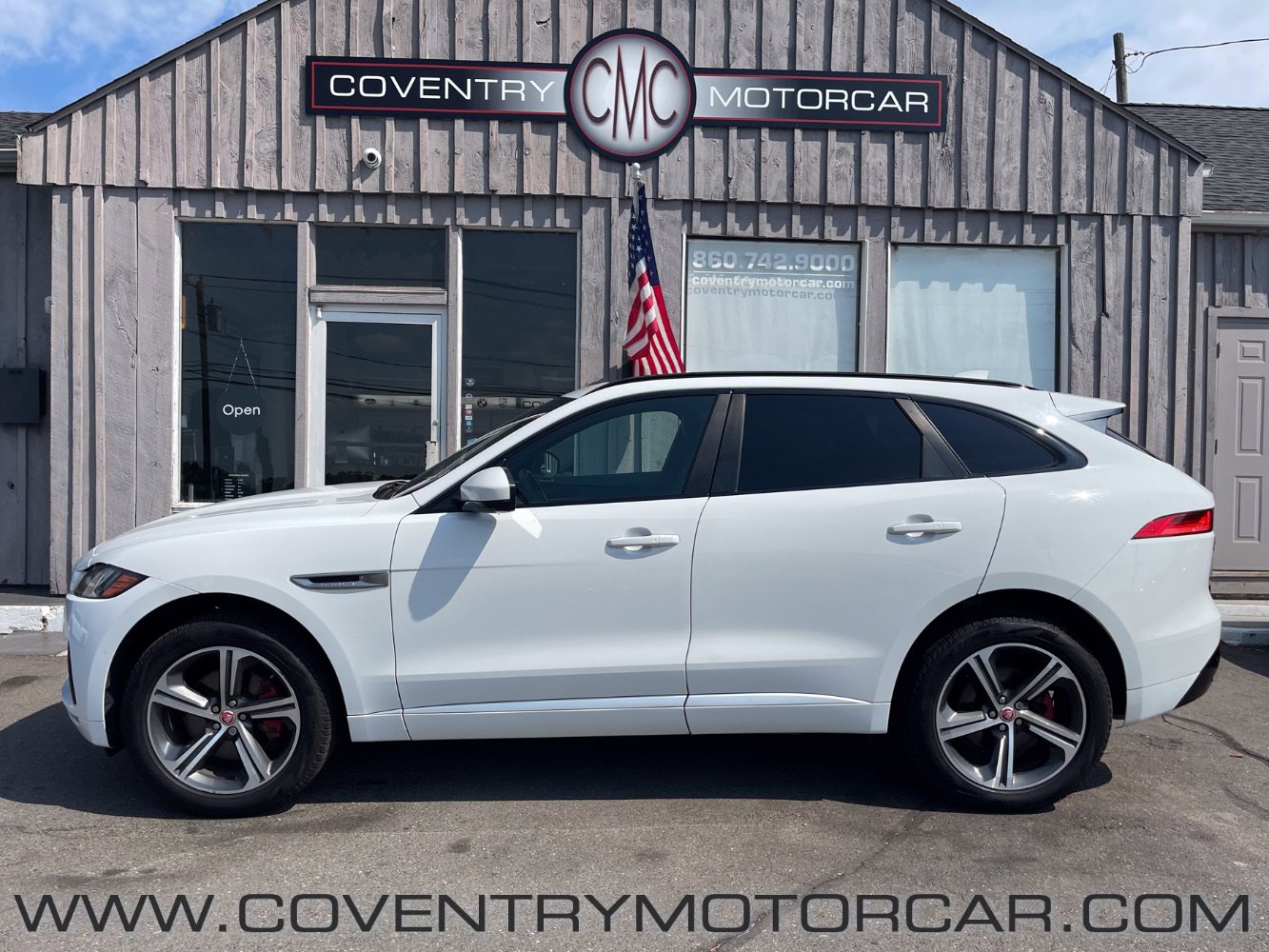Used 2019 Jaguar F-PACE S image 1