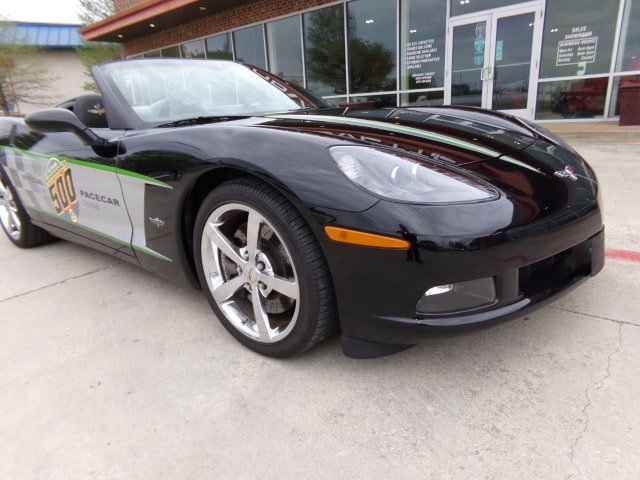 Used 2008 Chevrolet Corvette Convertible w/ Preferred Equipment Group image 3