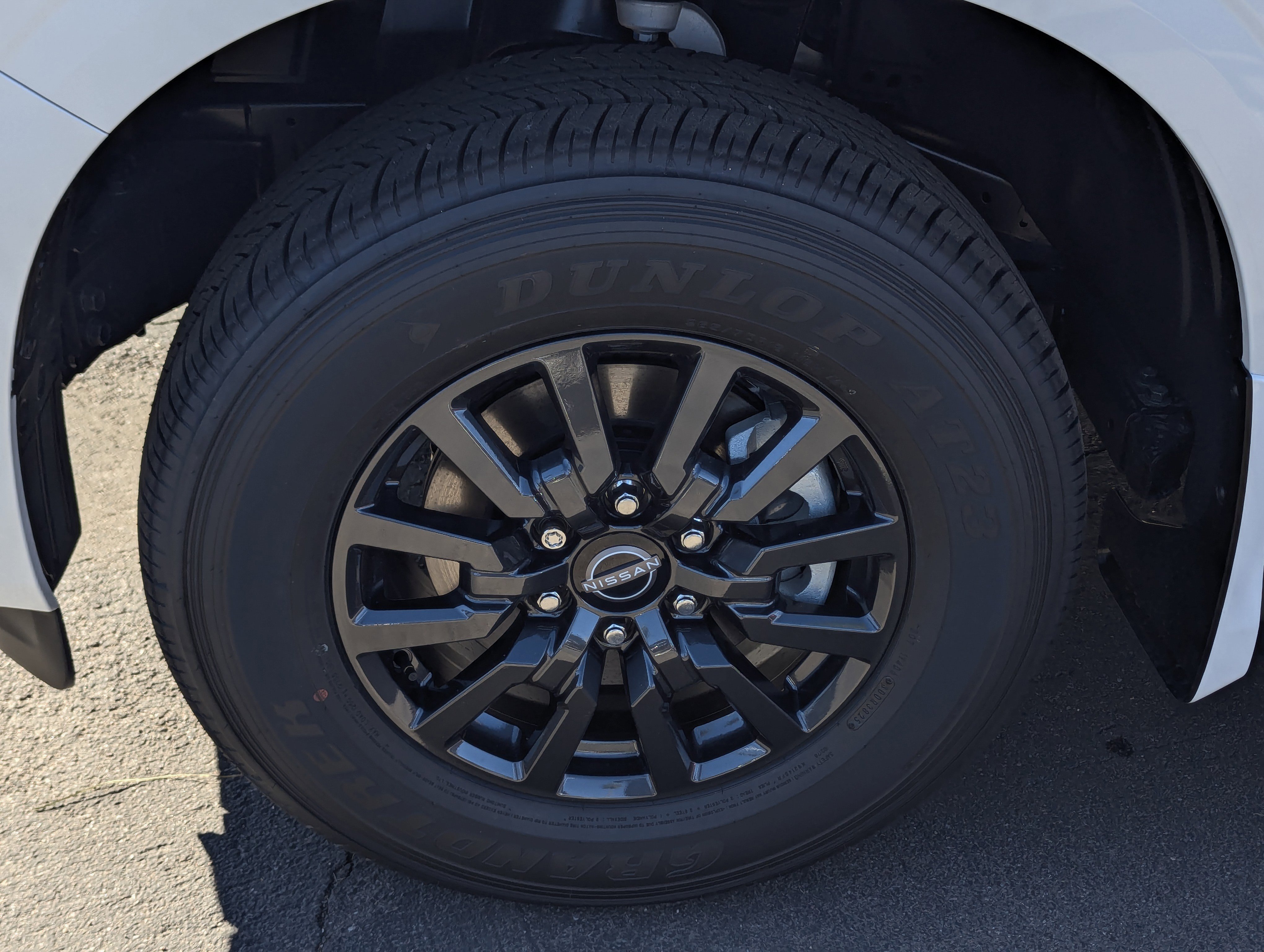 New 2026 Nissan Armada SV image 7