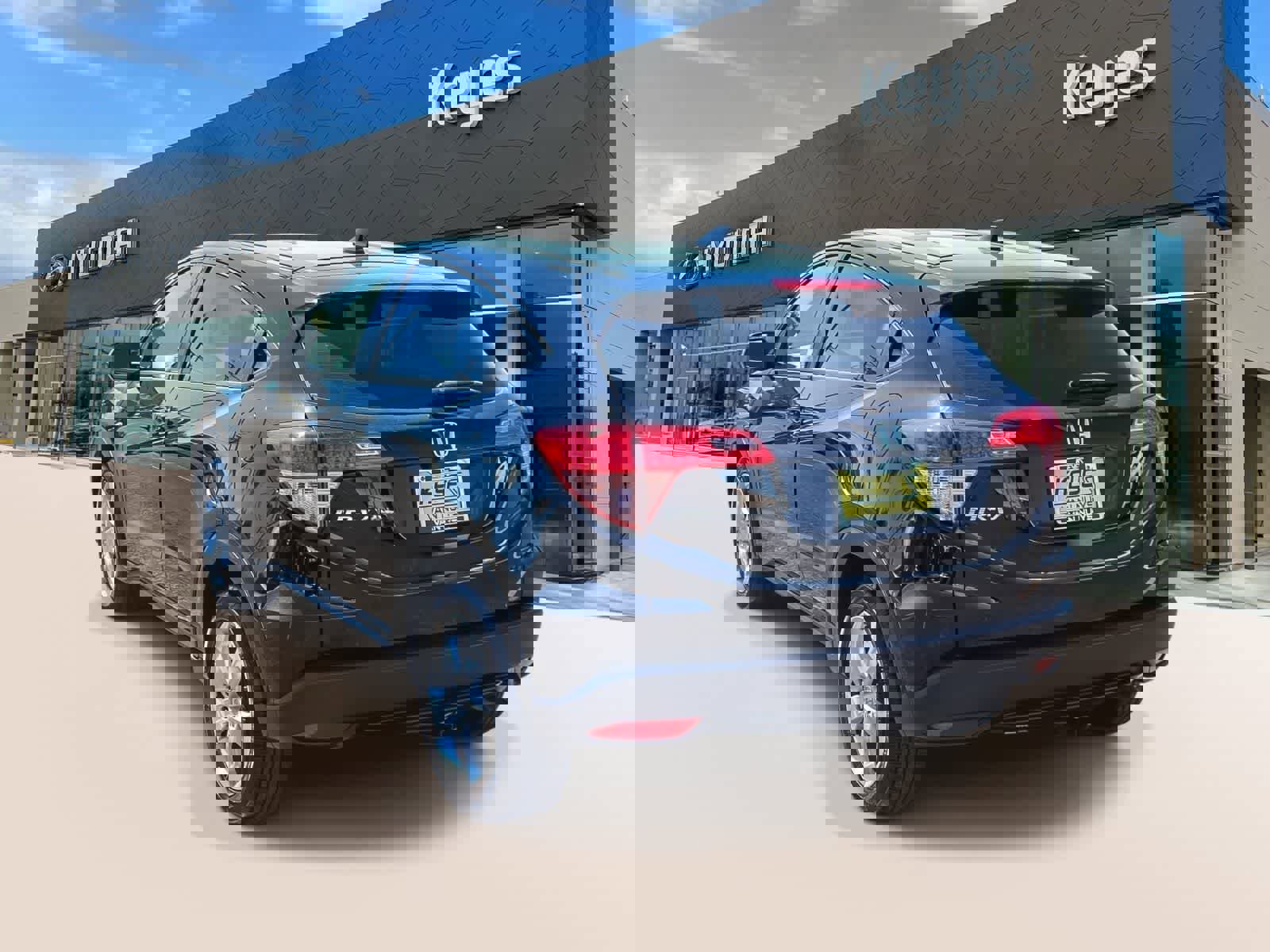 Used 2016 Honda HR-V LX image 7