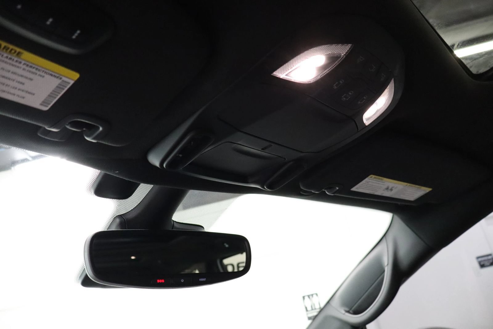 Used 2019 Chrysler Pacifica Limited w/ Advanced Safetytec Group FWD image 39