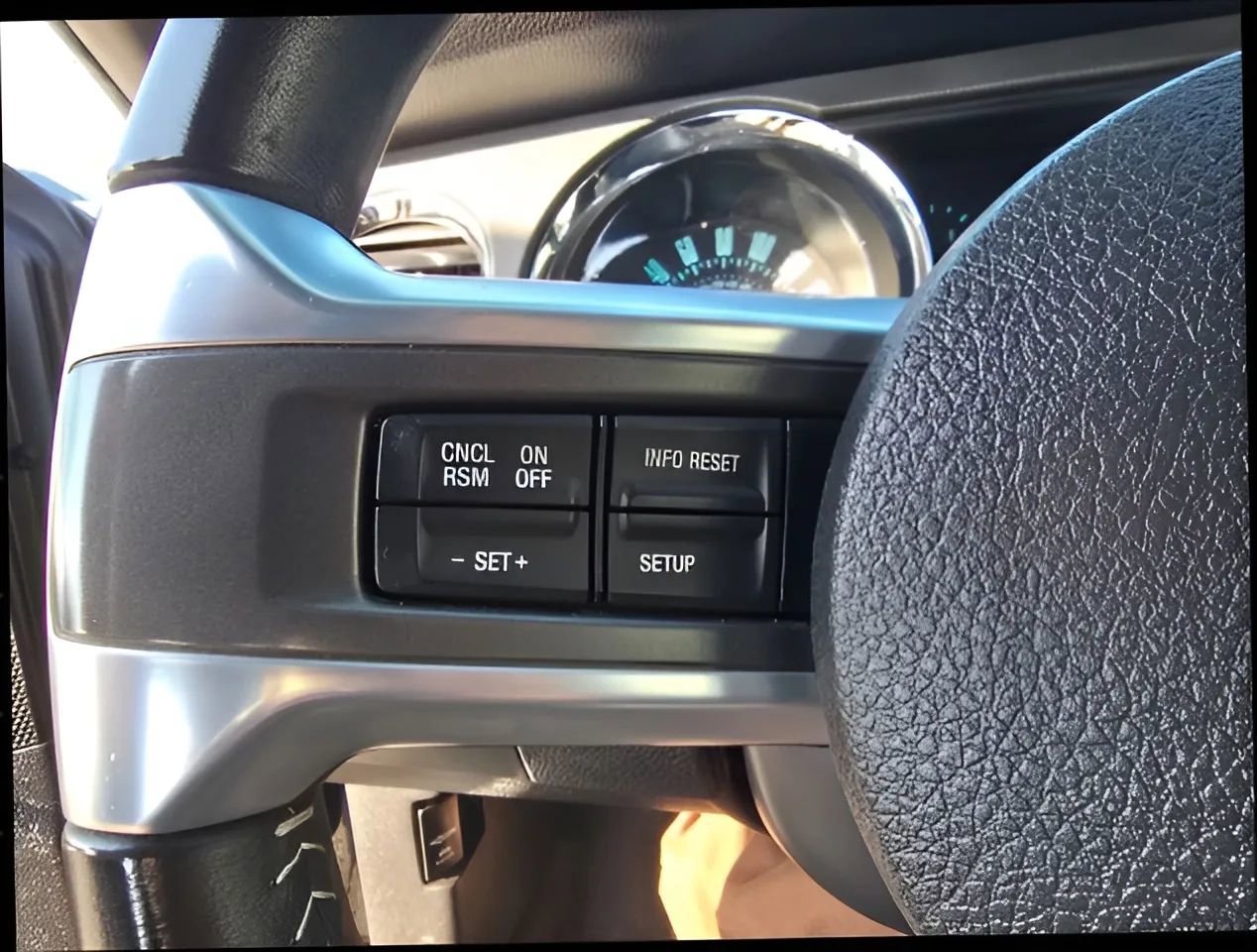 Used 2013 Ford Mustang GT image 22
