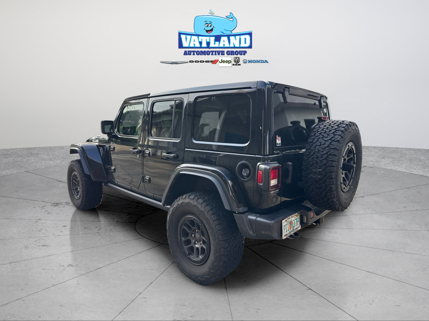 Certified 2023 Jeep Wrangler Unlimited Sport w/ Xtreme 35 Tire Package AWD/4WD image 3