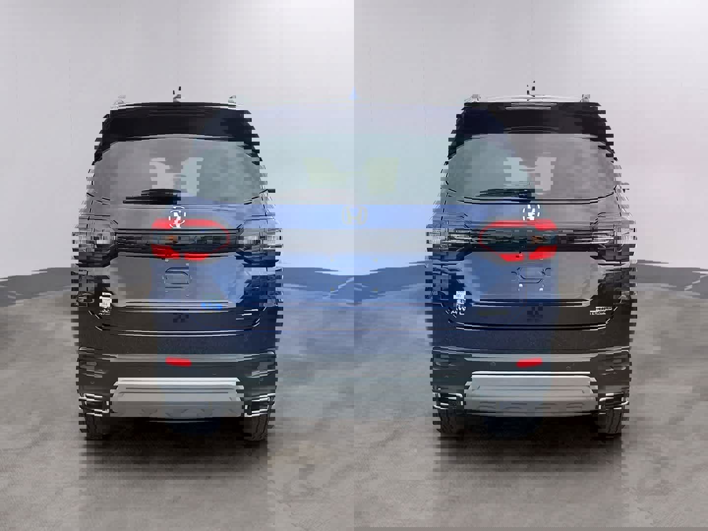 Certified 2025 Honda Pilot Touring image 5