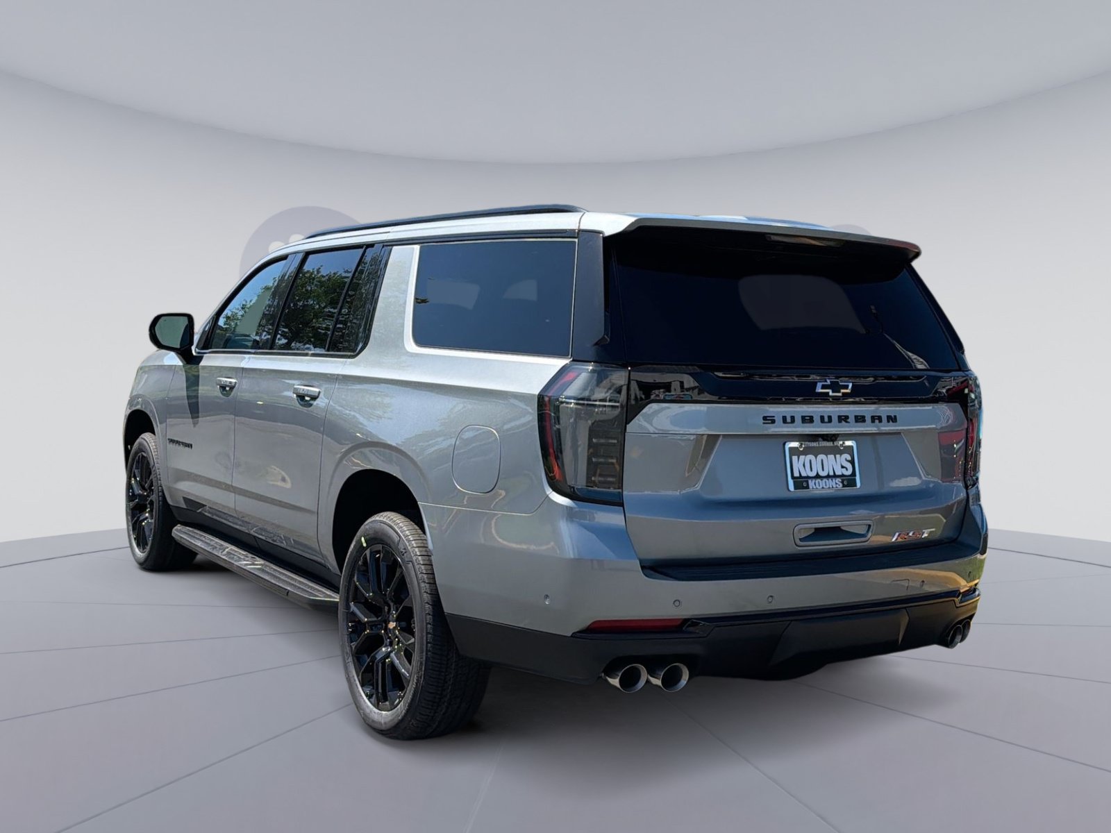 New 2026 Chevrolet Suburban RST w/ Comfort Package AWD/4WD image 4