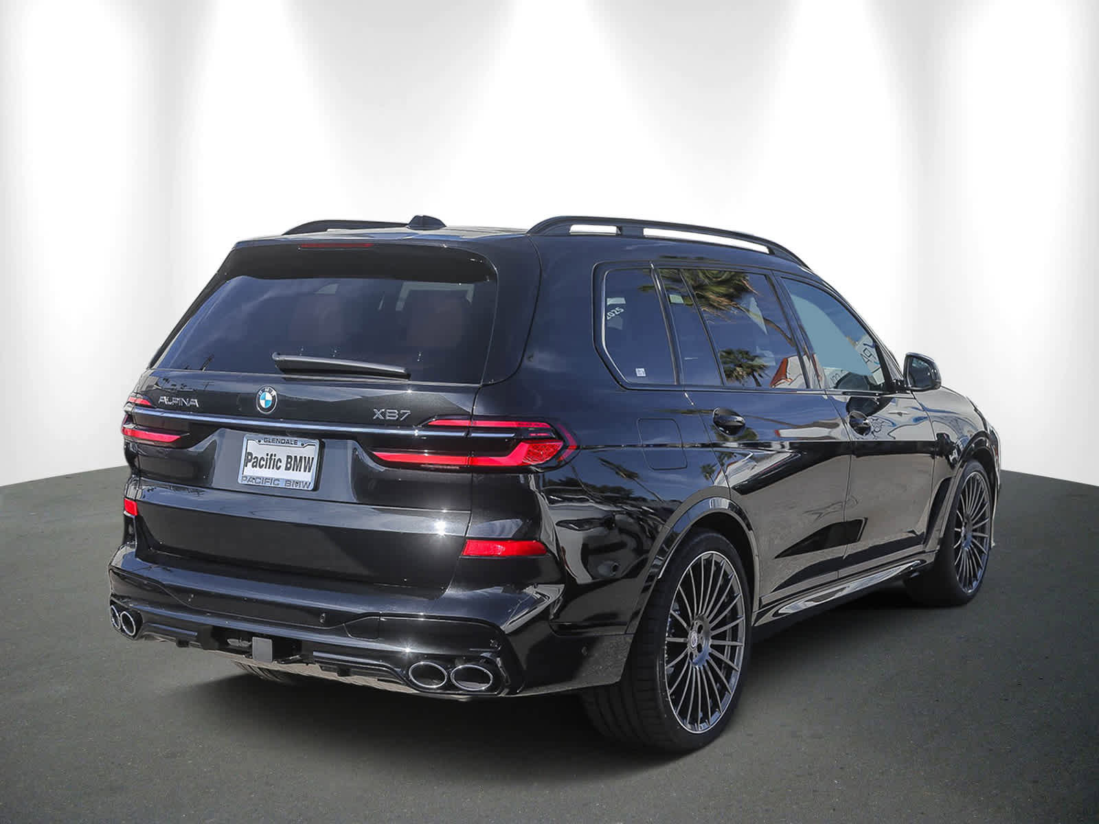 New 2026 BMW ALPINA XB7 image 6