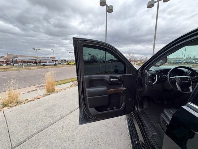 Used 2021 GMC Sierra 1500 Denali w/ Denali Ultimate Package image 12