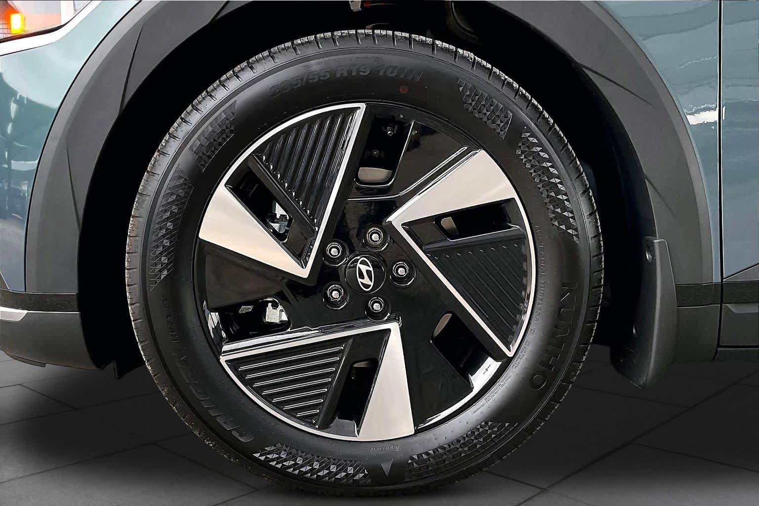 Certified 2026 Hyundai Ioniq 5 SEL RWD image 10