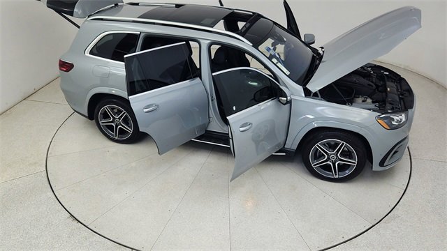 Used 2024 Mercedes-Benz GLS 450 4MATIC image 89