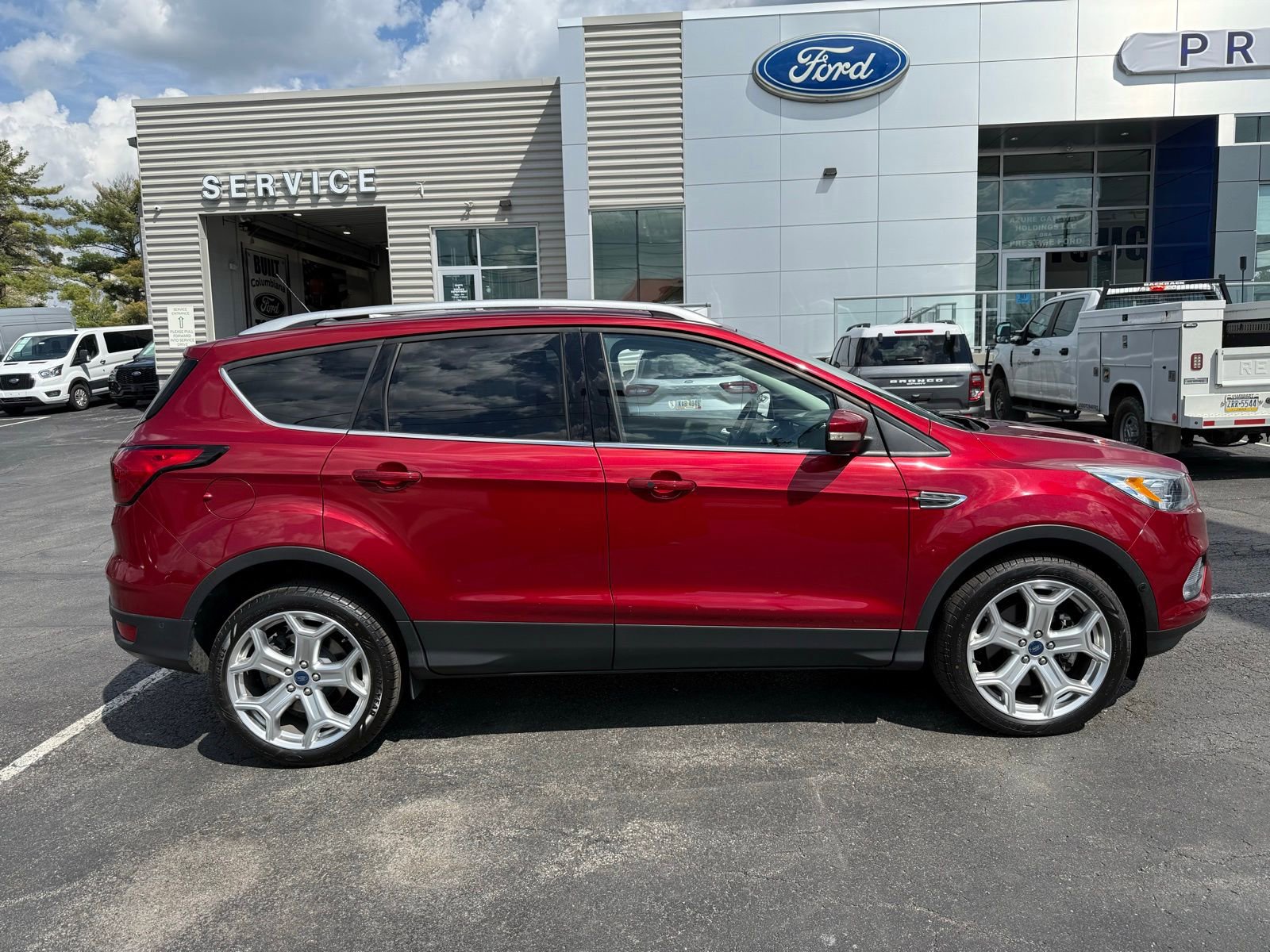 Used 2019 Ford Escape Titanium AWD/4WD image 13